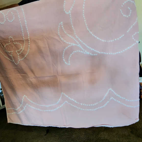 Unbranded Bedding Vintage Chenille Pink Bedspread With White Pom Poms Poshmark